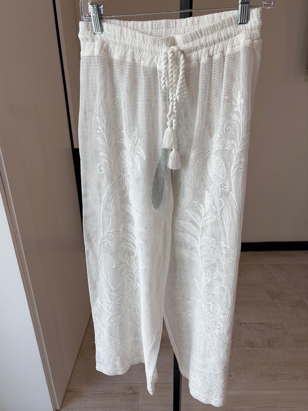 Farm Rio Nina Pants - Picture 5 of 9